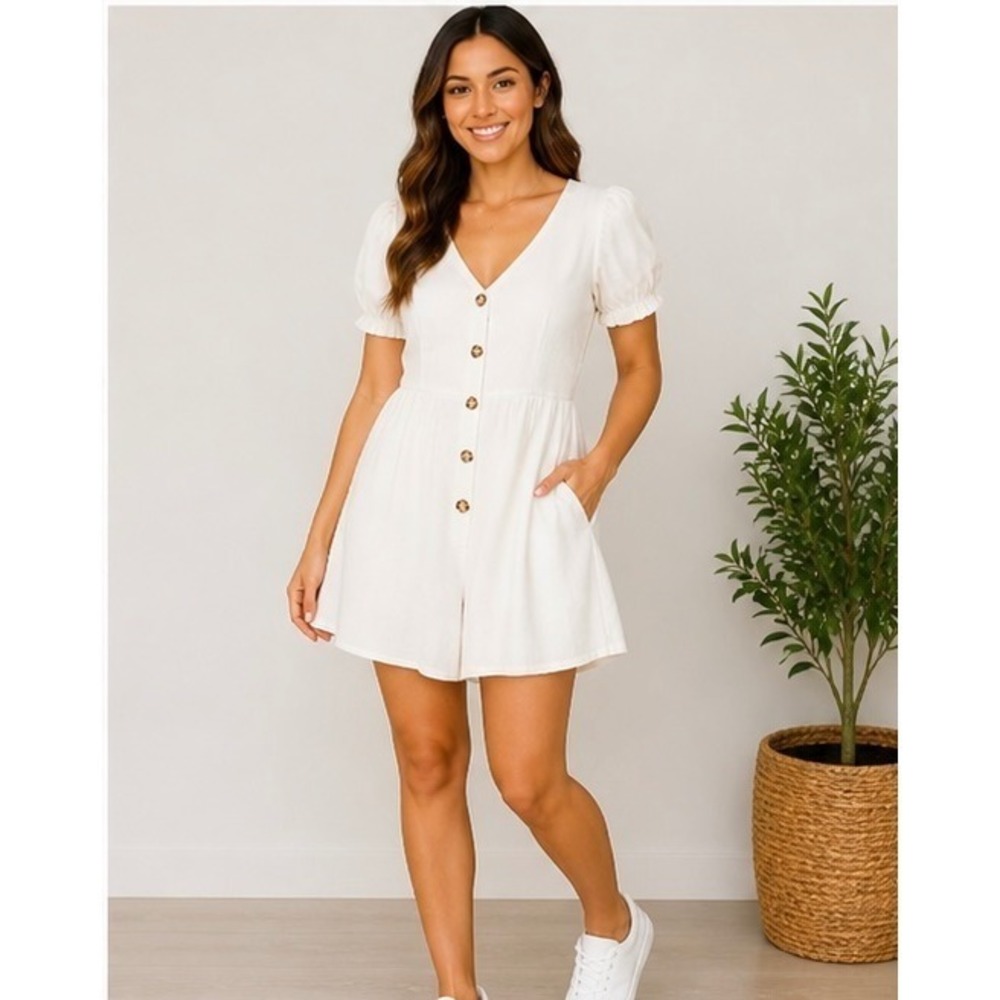 LUSH White Linen Blend Puff Sleeve Romper Button Front Square Neck Small